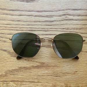 Ray-Ban Hexagonal Flat Lense Sunglasses